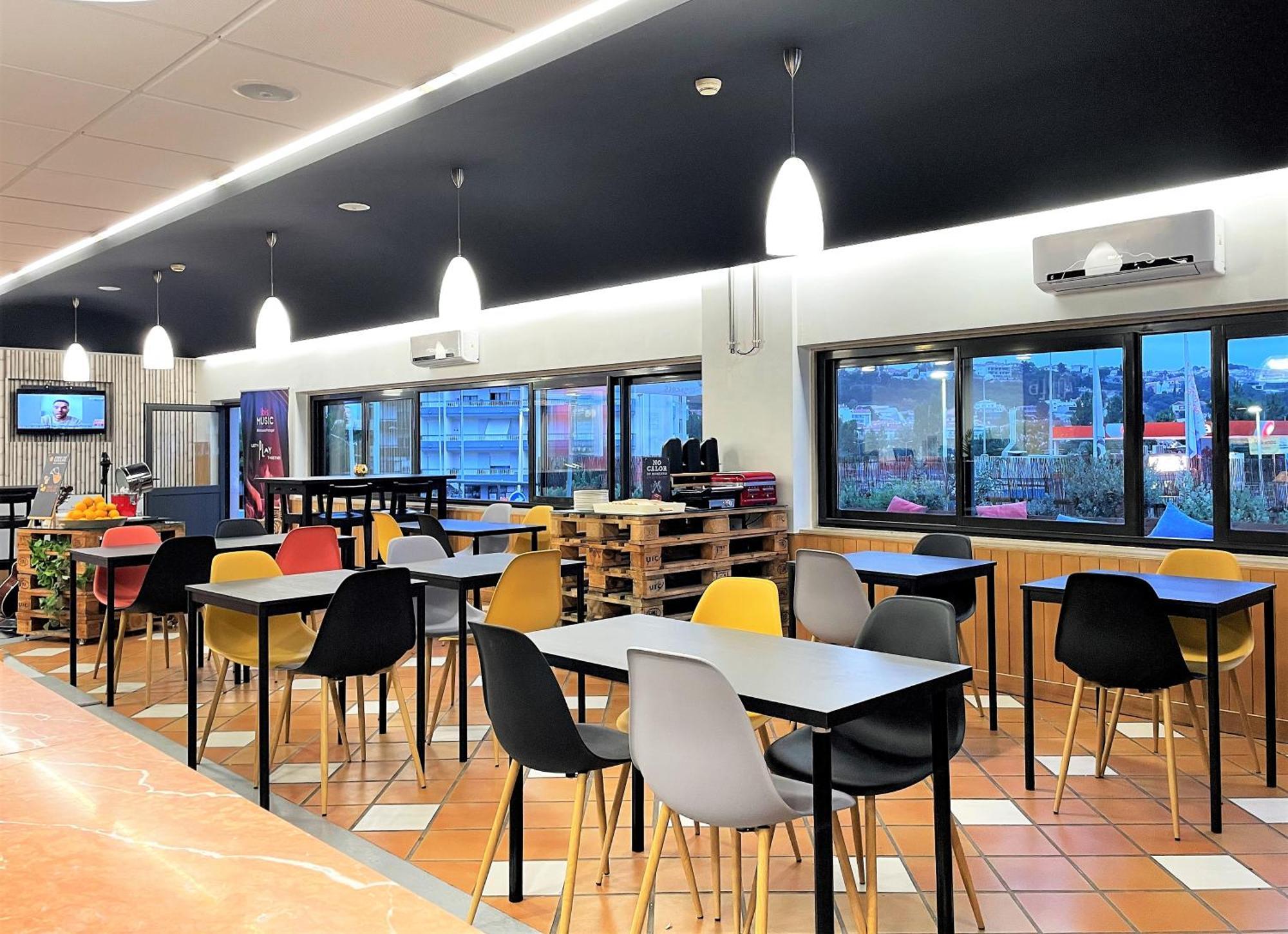 Hotel ibis Leiria Fatima Exterior foto