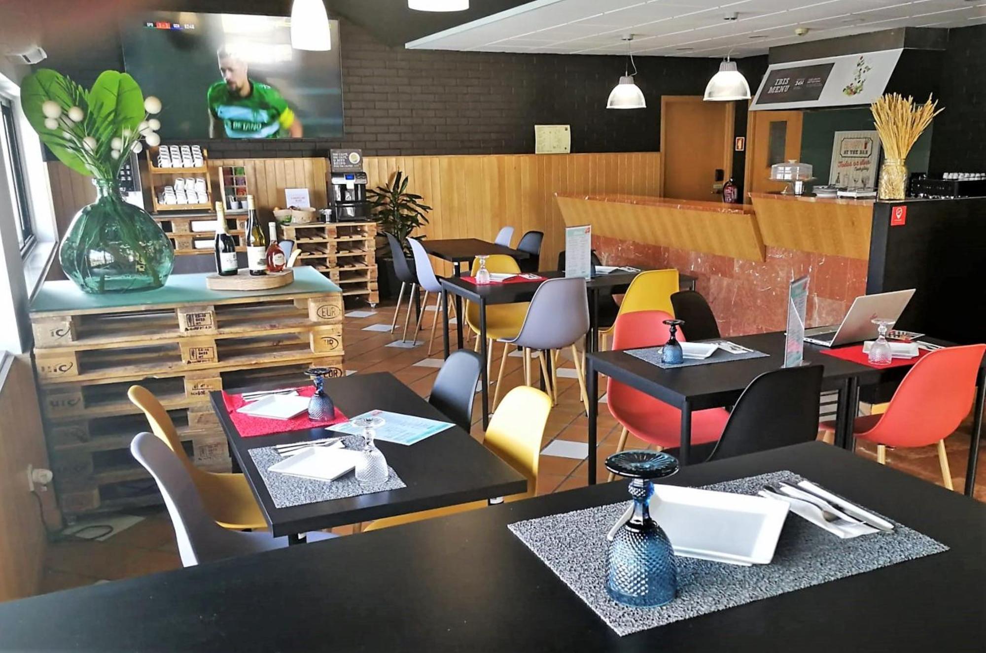 Hotel ibis Leiria Fatima Exterior foto